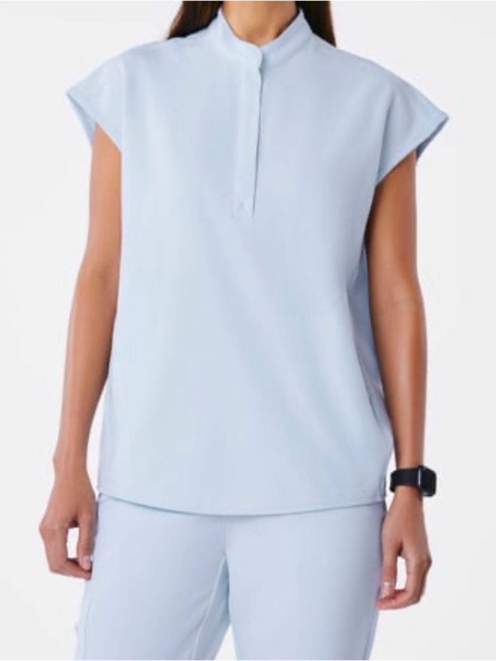 FIGS Rafaela Three-Pocket Scrub Top - Open Skies
